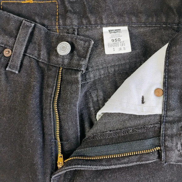 Vintage Levi's Orange Tab Relaxed Fit Tapered Leg Black Denim Jeans Size Small - Picture 5 of 12